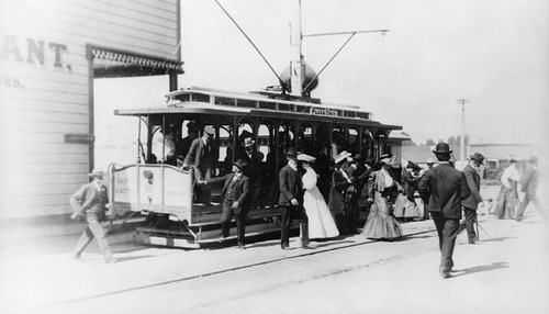 Santa Cruz Electric Railway's streetcar No. 6