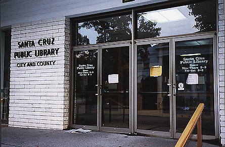 Santa Cruz Central Library closed after the earthquake