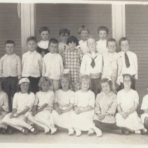 Linwood Avenue School First Grade 1915