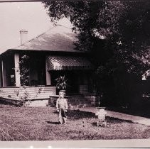 Myron Hotchkiss at his home 178 N. Myrtle Ave