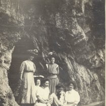 Gladys Burr and friends in Monrovia Canyon