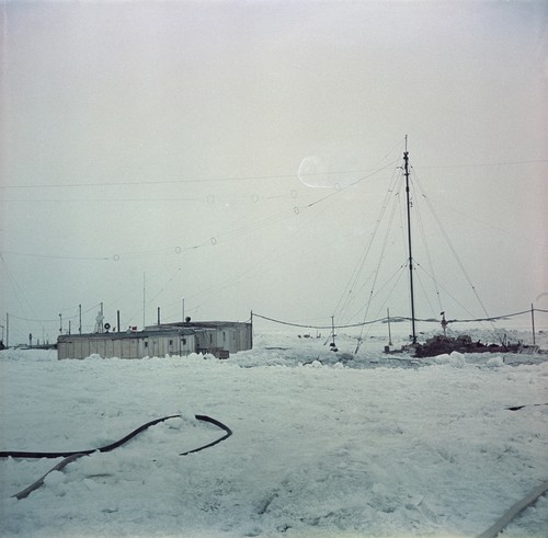 Central part of Mirny Station