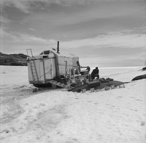 Alexander F. Pushkin and balok (movable insulated house on the sledge) near dive site