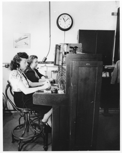 Switchboard operators, University of California Division of War Research