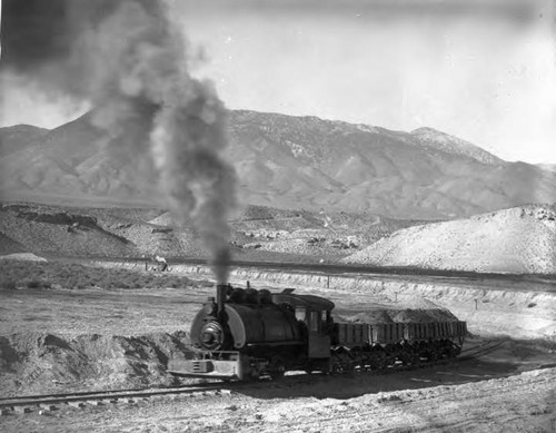 Railroad and equipment used in construction of Haiwee Reservoir