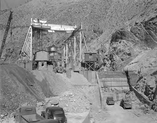 Construction of Middle Gorge Plant