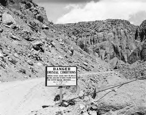 Old road into the Gorge