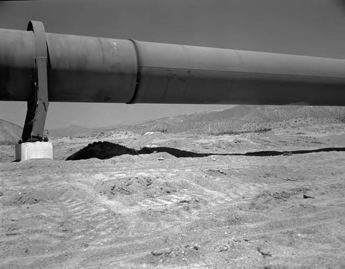 Close view of ring girders used on siphon on second Los Angeles Aqueduct construction