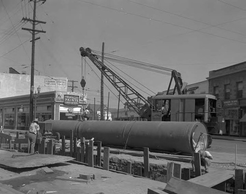 Pipeline construction during 1951