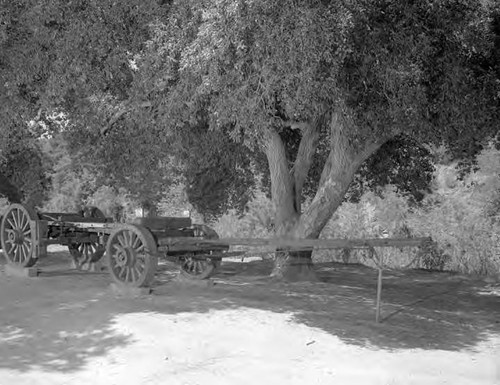 Heavy wagon used in construction of aqueduct displayed at power plant 1