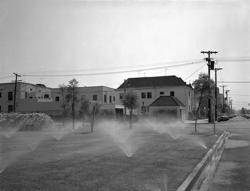 La Brea Park towers sprinkling system