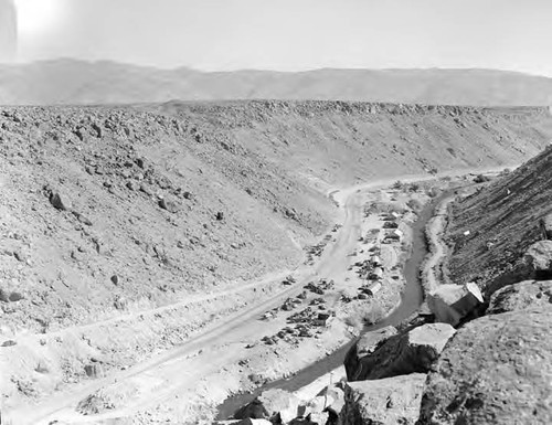 Pleasant Valley Dam construction