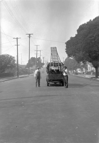 Street light truck