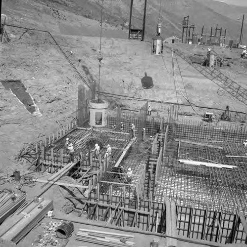 Construction progress on Castaic Power House