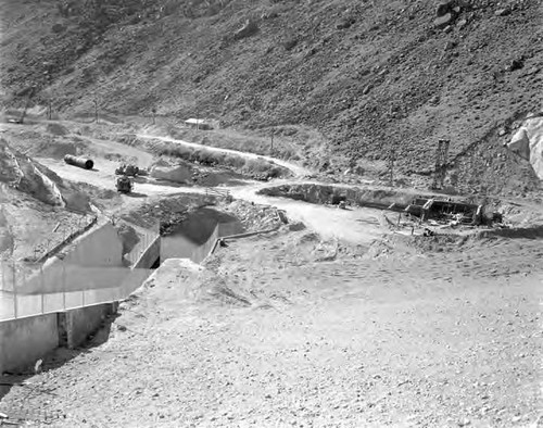 Pleasant Valley Dam construction