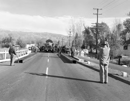 Photo showing the moving of one of the 90 thru ton rotos to the Gorge project