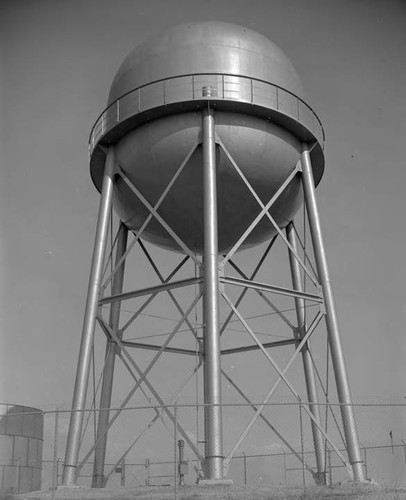 Baldwin Hills tank