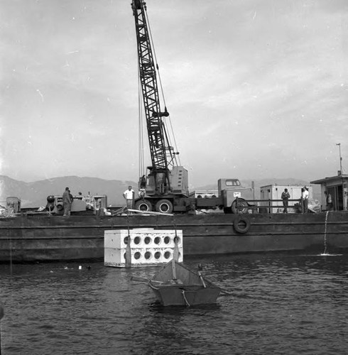 Anchor block that will keep cable submerged