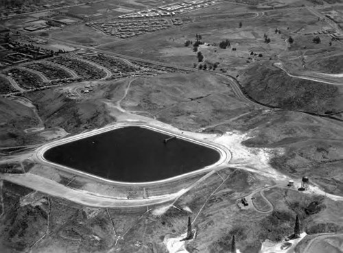 Air view of Baldwin Hills Reservoir