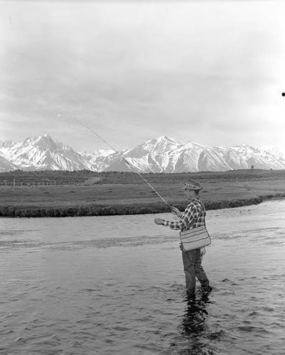 Fishing in lakes in Owens Valley