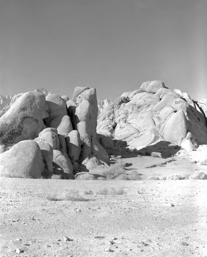 Rock formations in the Alabama Hills area