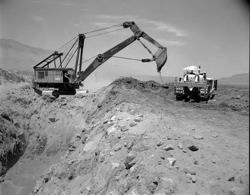 Second Los Angeles Aqueduct conduit construction in the Rose Valley area