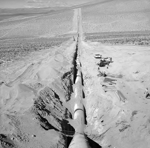 Second Los Angeles Aqueduct construction at Indian Wells