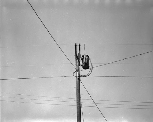 Pole top transformer