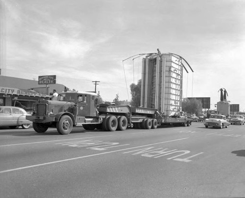 Transporting a 90-ton transformer through city streets