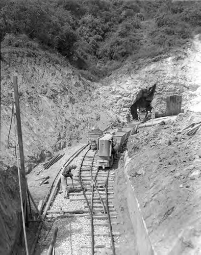 Tunnel construction, Eagle Rock Reservoir