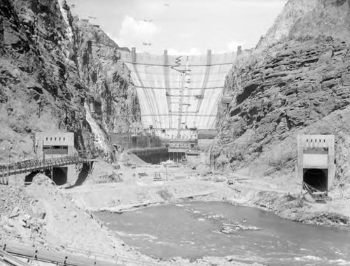 Boulder Dam under construction