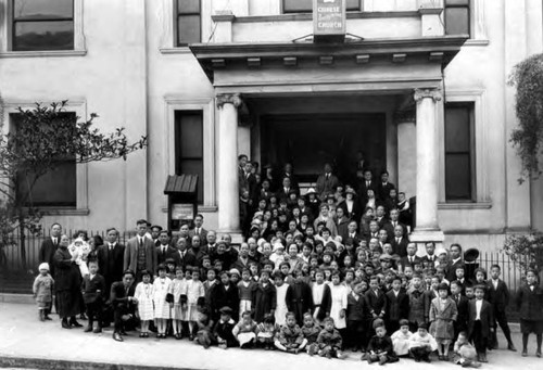 Group photo in front of the Chinese Presbyterian Church, San Francisco. (Morton Photographers)