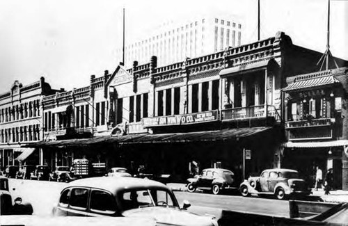 Los Angeles, California. West side of Los Angeles Street between Arcadia Street and Plaza. P. Garnier Block and Jennette Block