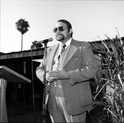 Bicentennial party in Avila Adobe courtyard, dedication of guidebook