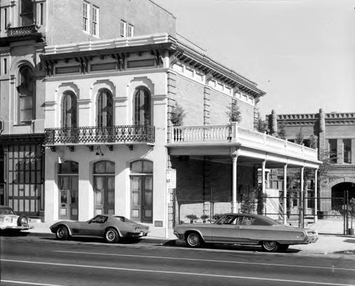 Masonic Hall Main Street facade and angle down side of building