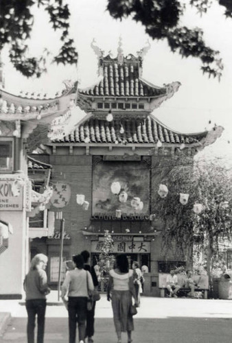 Chinatown's Central Plaza, in the background is the Hong Building featuring Tyrus Wong's dragon mural