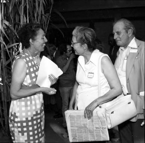 Bicentennial party in Avila Adobe courtyard, dedication of guidebook