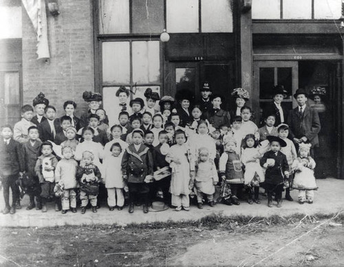 Missionary Chinese School, 409-411 Apablasa Street