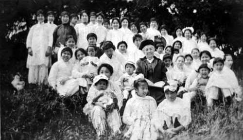 The farewell picnic of Mrs. Higgins at Angel Island