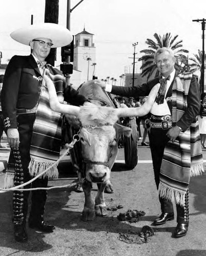 Mario Valadez and man with steer