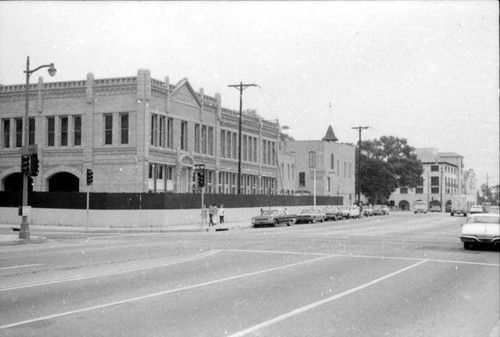 Garnier block, Los Angeles Street