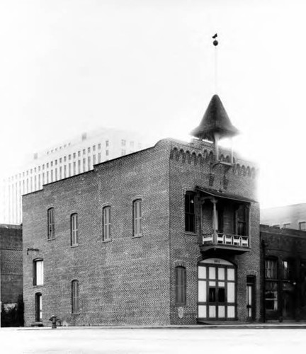 Corner of Los Angeles Street and Calle de la Plaza