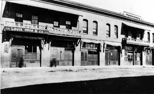 1906-1910 Louie Gwan, one of the first Chinese Produce Merchants, 401-403 Apablasa Street