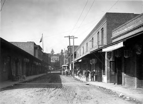 Marchessault Street looking towards Alameda Street where Union Station is now