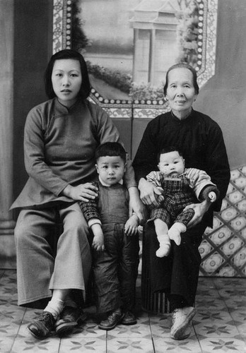 Chai Yip, Henry, Steve Mar's great-grandmother, and Susan Quan in China