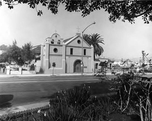 View of the Plaza Church from the Plaza