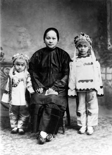 Mrs. Soo Hoo Bock, Fong Kue (5 years) and Fong Moy (8 years)