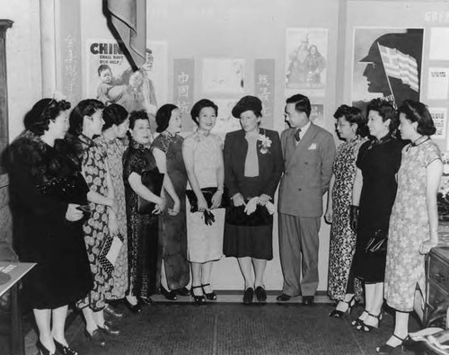 Honoring Pearl Buck, Mrs. Dan Louie, Mrs. Lau, Elaine Chow, Lily Ho Quon, Pearl Buck, Grace Chow