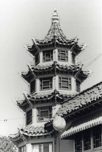 View of Golden Pagoda Restaurant and Bar, Chinatown