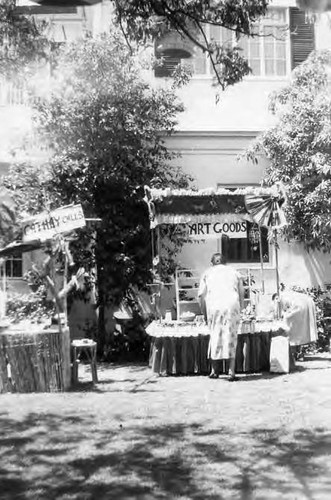 Los Angeles Women's Club project, an outdoor bazaar or party